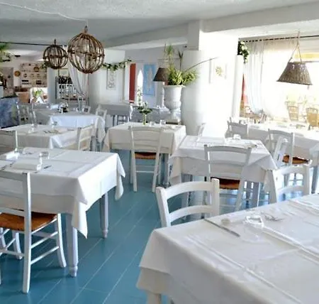 Апарт-отель Monolocale Costa Smeralda In Villaggio Con Animazione E Miniclub Cugnana Olbia Cugnana Verde